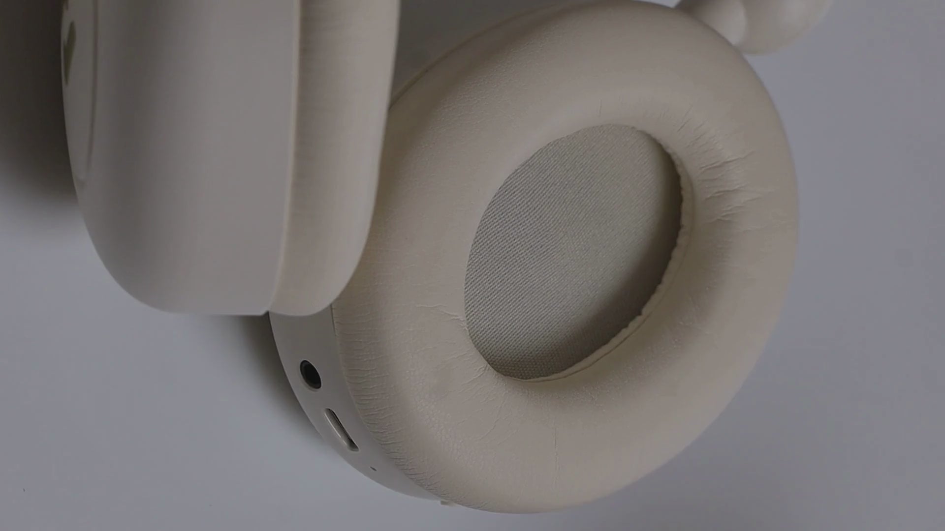 Video laden: casque audio test coussin en cuir